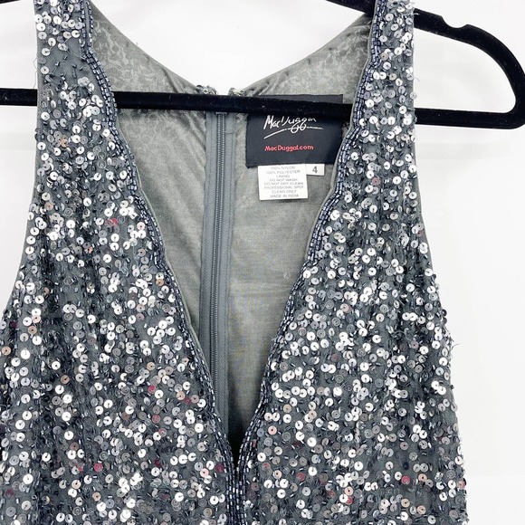 Mac Duggal Sequin V-Neck Empire-Waist Sleeveless Column Gown Size 4 NWOT - Picture 11 of 11